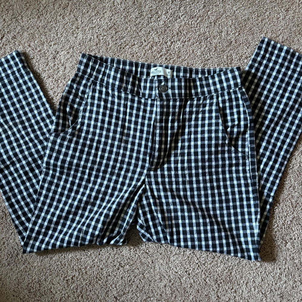 Hollister Straight Leg Checkered Pants